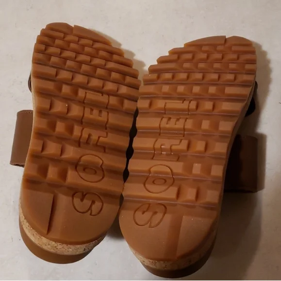 Sorel Roaming Buckle Slides - Picture 4 of 5